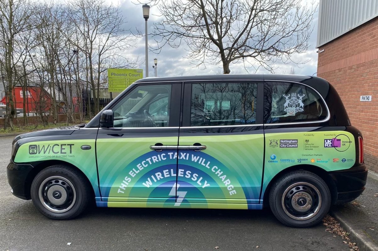 New Electric Taxi Livery for UK’s first Wireless Charging Trial